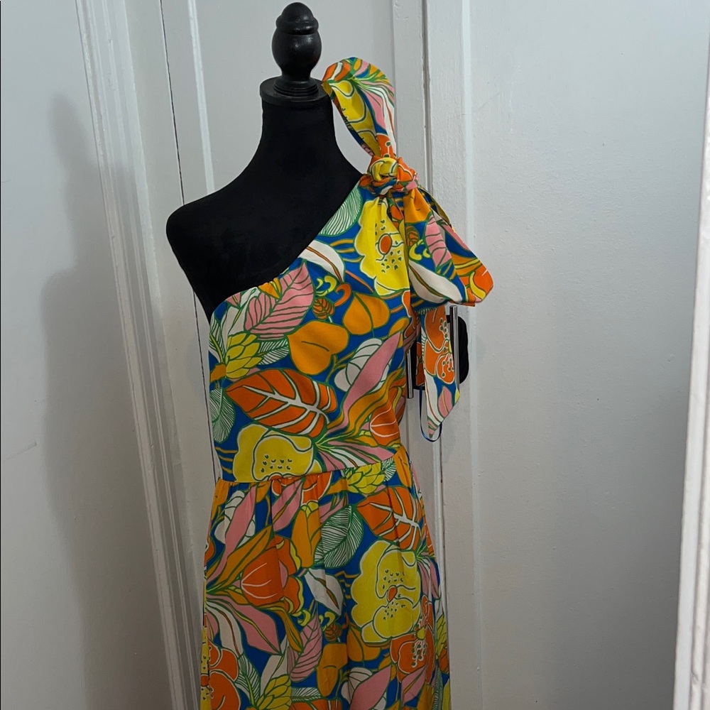 J.Crew one-shoulder silk midi dress in a tropical floral print - Picture 10 of 17